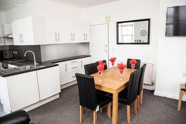 5 bed flat, Furzehill Road, Mutley, Plymouth, PL47JZ - Image 10